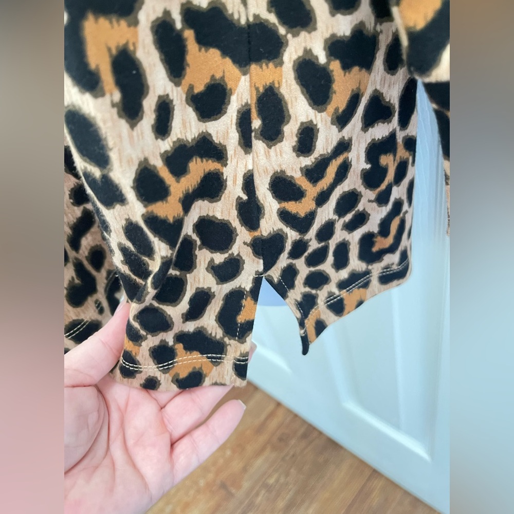 Quacker Factory Leopard Shirt - Picture 5 of 5